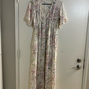 Love Stitch-New-Romantic Floral Dress Size: Medium